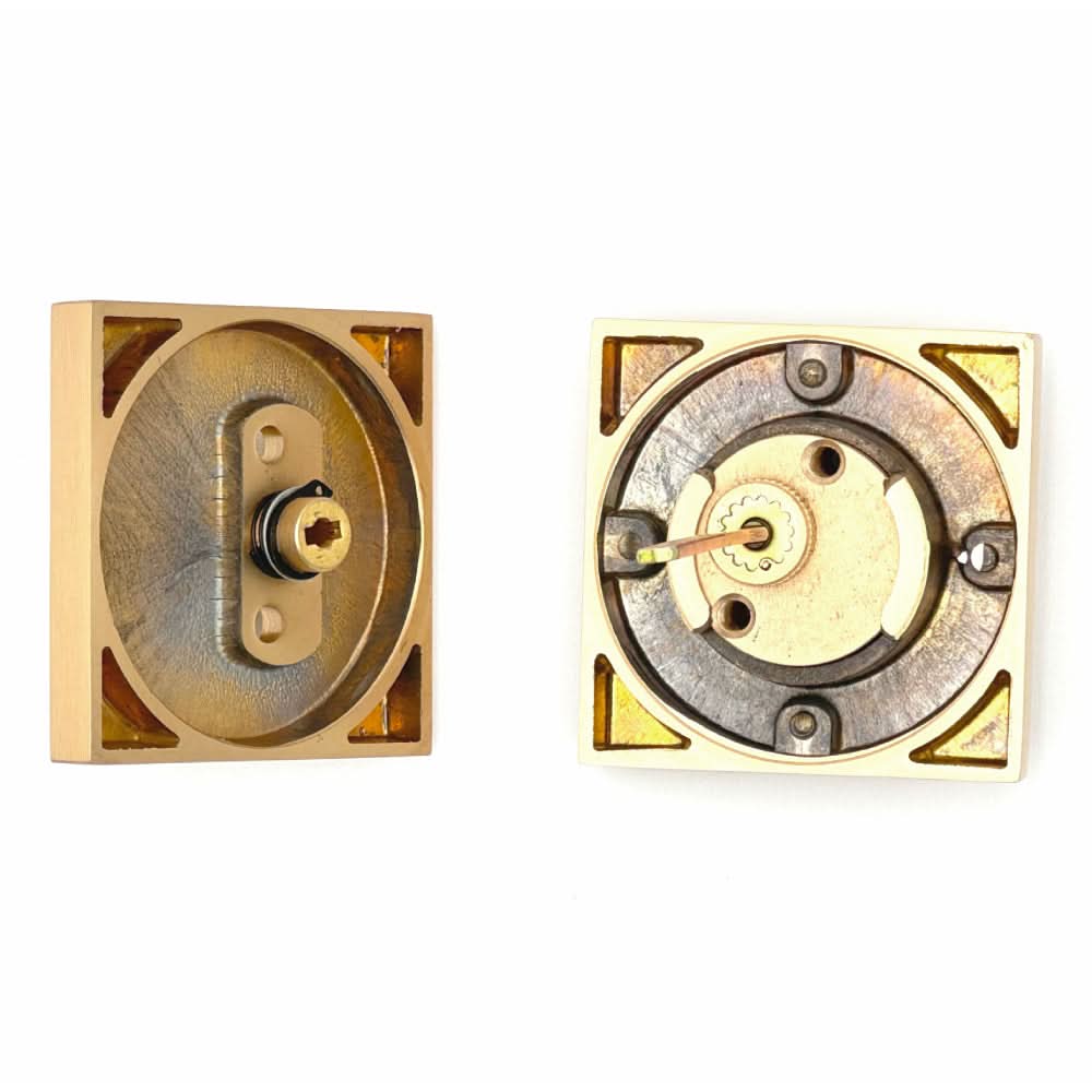 Pinkys Deadbolt in Brass - Image 4